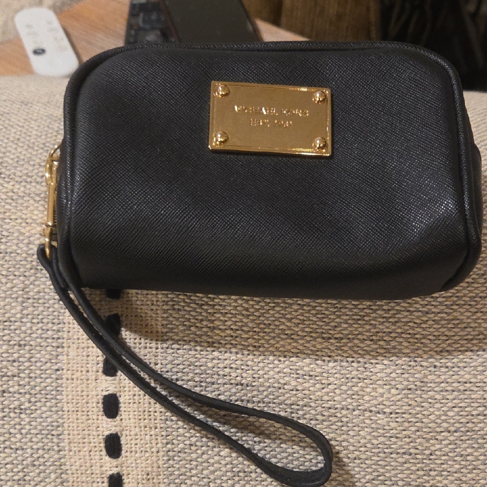 Michael Kors Black and Gold Wristlet
